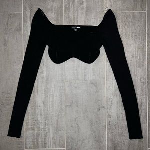 Fashion Nova Long Sleeve Crop Top